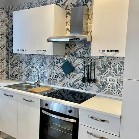 Bilocale Confine Loano-borghetto A 250mt Dal Mare بورجيتو سانتو سبيريتو